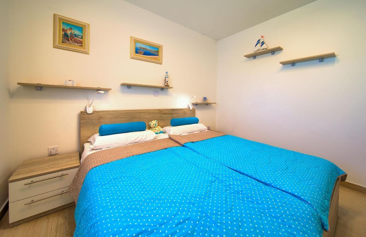 Apartment Crystal Aura มาลินสกา ภายนอก รูปภาพ